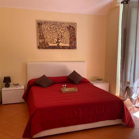 נאפולי Home In Love: Vicoletto Dei Presepi מראה חיצוני תמונה