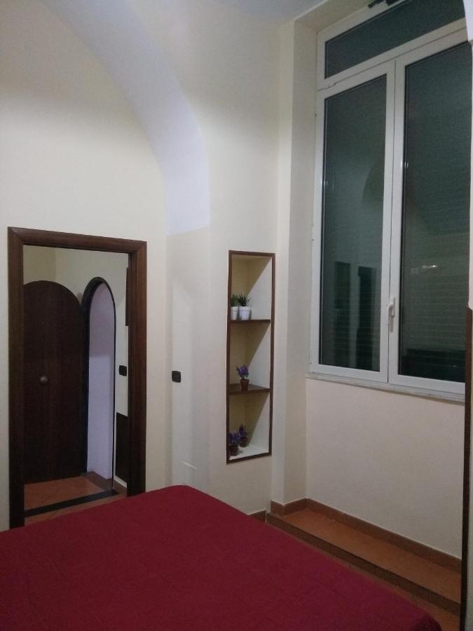 נאפולי Home In Love: Vicoletto Dei Presepi מראה חיצוני תמונה