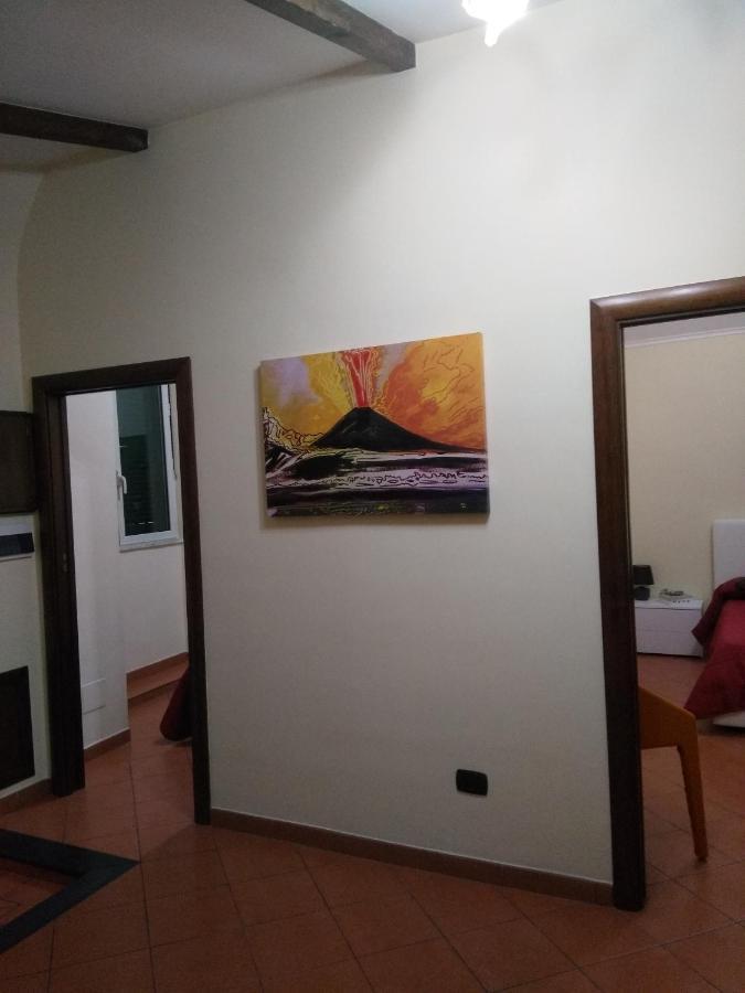 נאפולי Home In Love: Vicoletto Dei Presepi מראה חיצוני תמונה